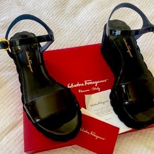 Salvatore Ferragamo ; size 9 , shiny black leather, new